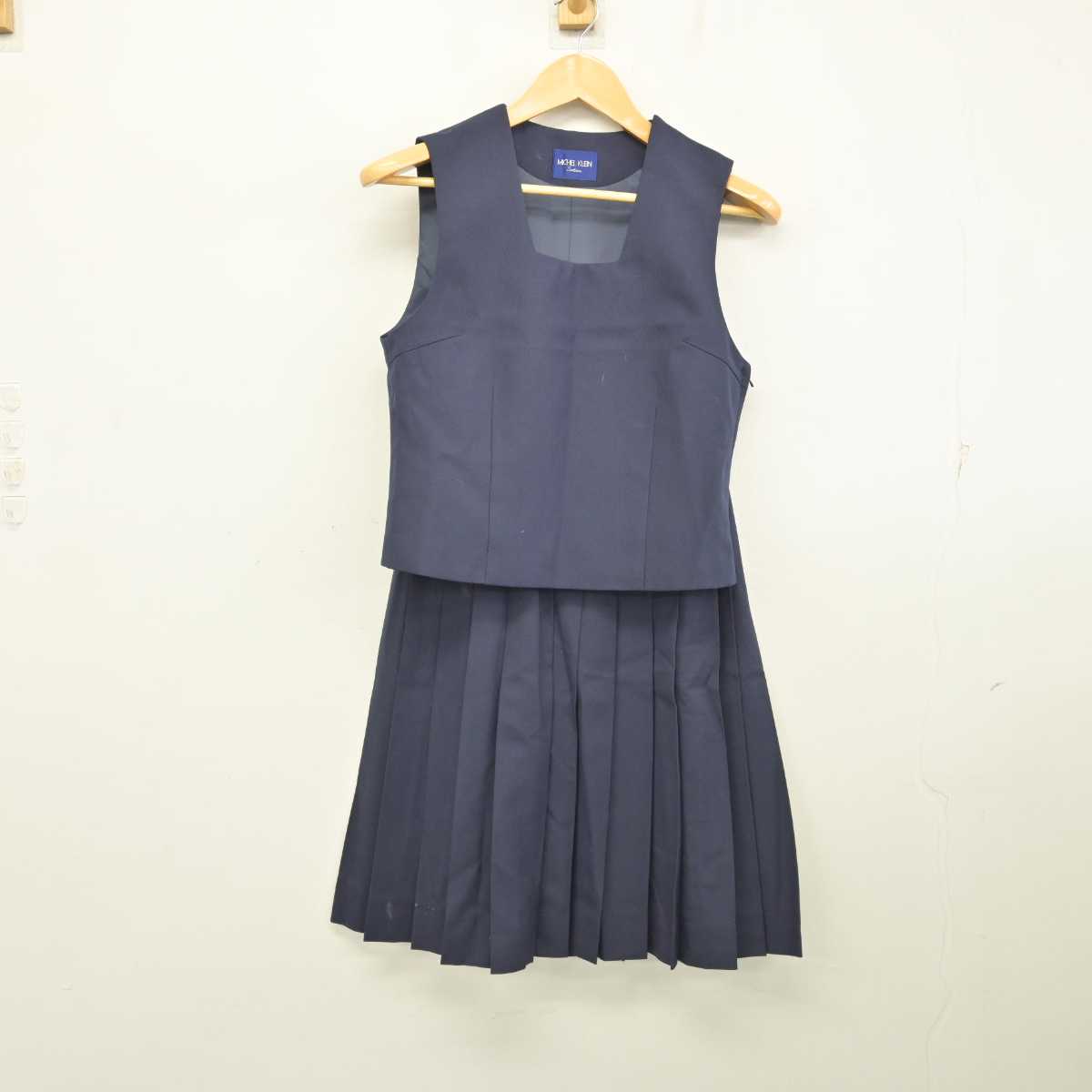 【中古】神奈川県 湘洋中学校 女子制服 3点 (ブレザー・ベスト・スカート) sf073234