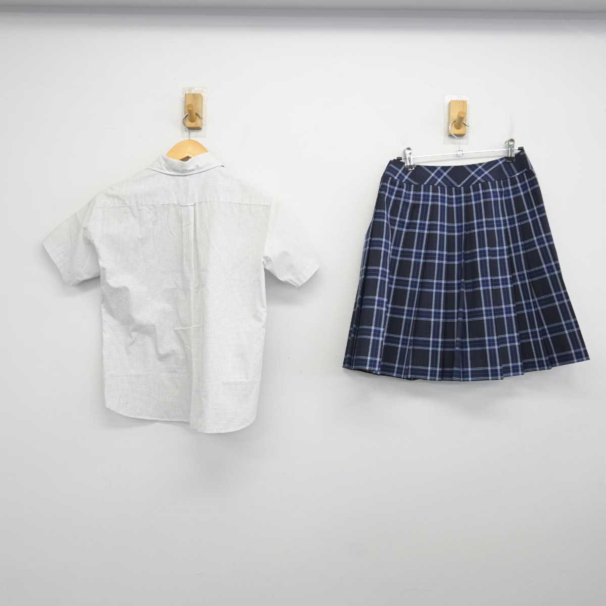 【中古】千葉県 昭和学園高等学校 女子制服 2点 (シャツ・スカート) sf073257