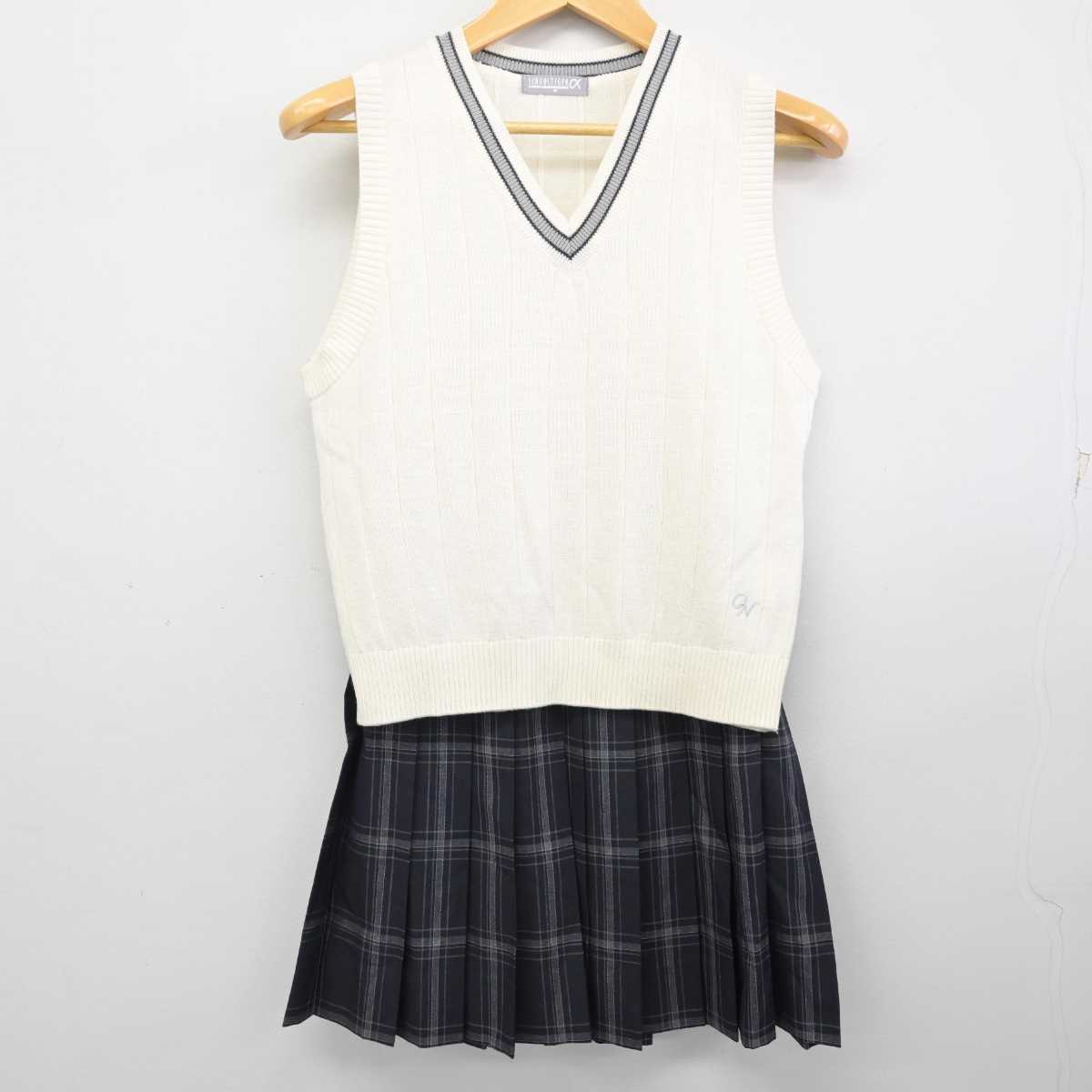 【中古】東京都 大妻中野高等学校 女子制服 2点 (ニットベスト・スカート) sf073288