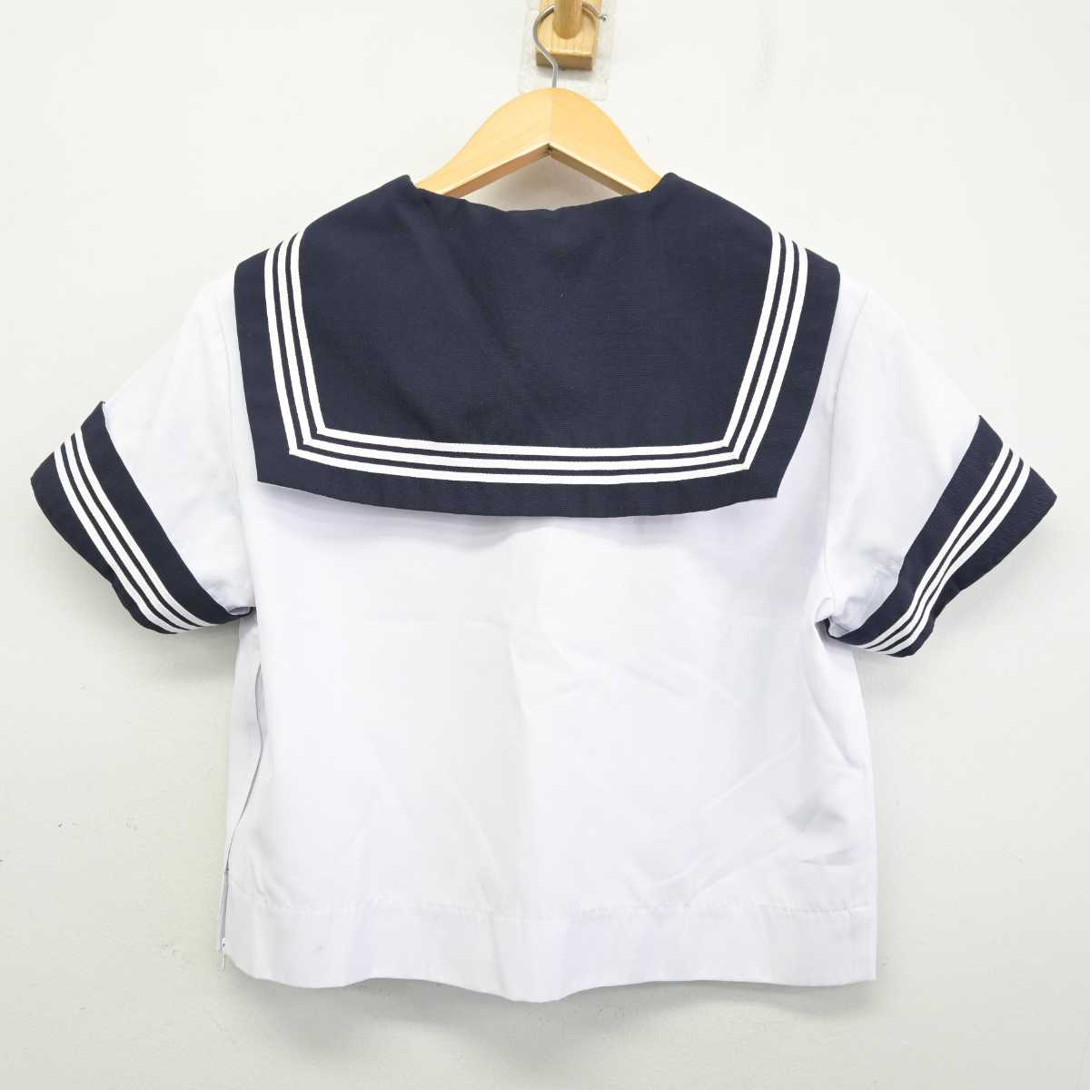 【中古】神奈川県 神奈川学園中学校 女子制服 2点 (ニット・セーラー服) sf073294