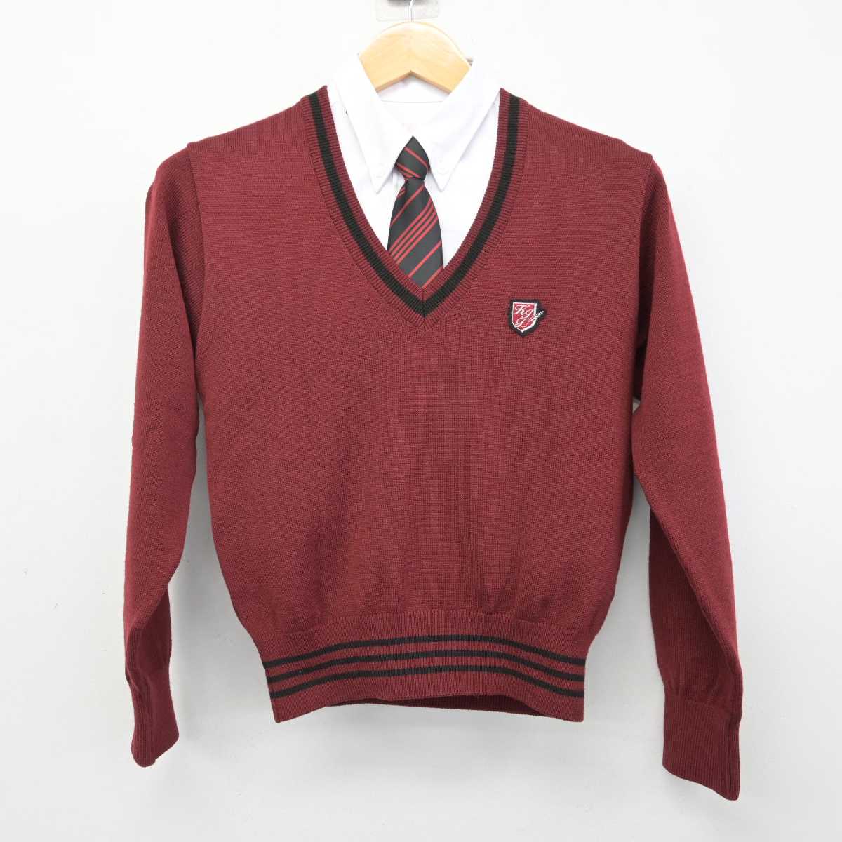 【中古】福岡県 九州国際大学付属高等学校 女子制服 3点 (ニット・シャツ) sf073348