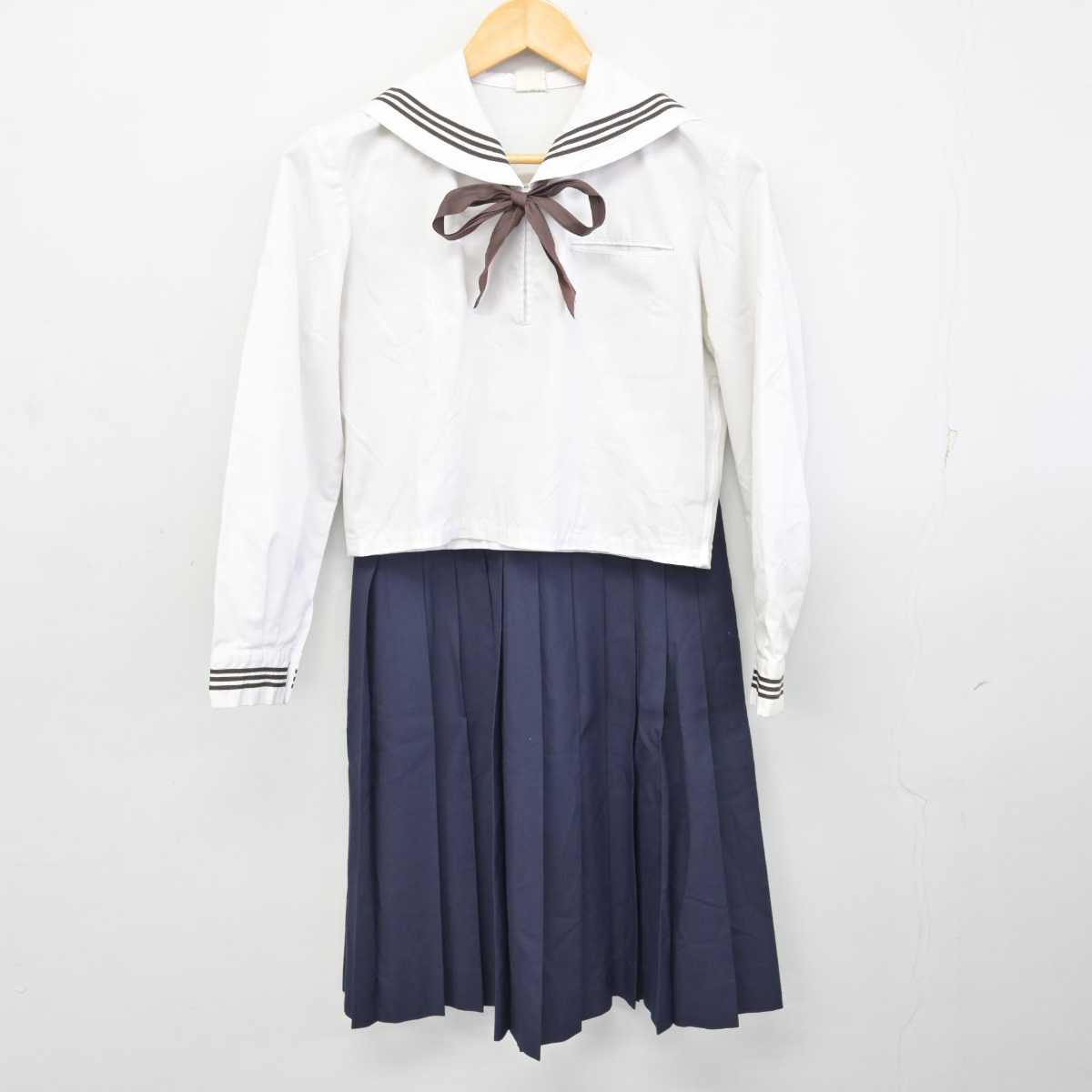 【中古】茨城県 行方市立北浦中学校 女子制服 4点 (セーラー服・スカート) sf073398