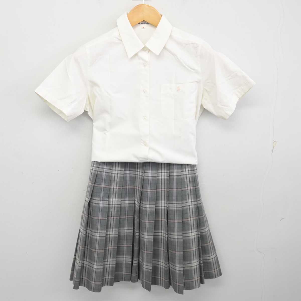 【中古】東京都 淑徳中学校・高等学校 女子制服 2点 (シャツ・スカート) sf073561