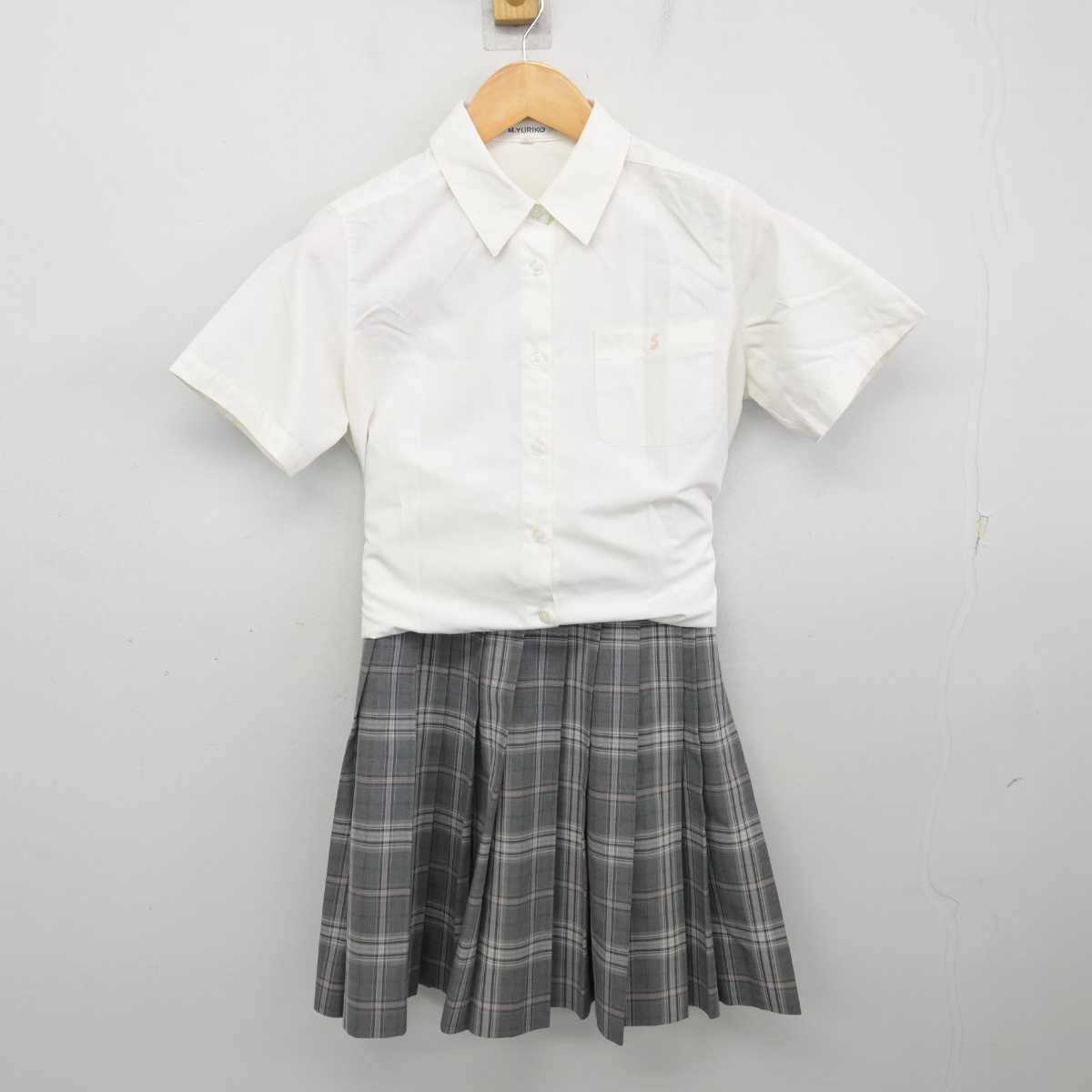 【中古】東京都 淑徳中学校・高等学校 女子制服 2点 (シャツ・スカート) sf073562