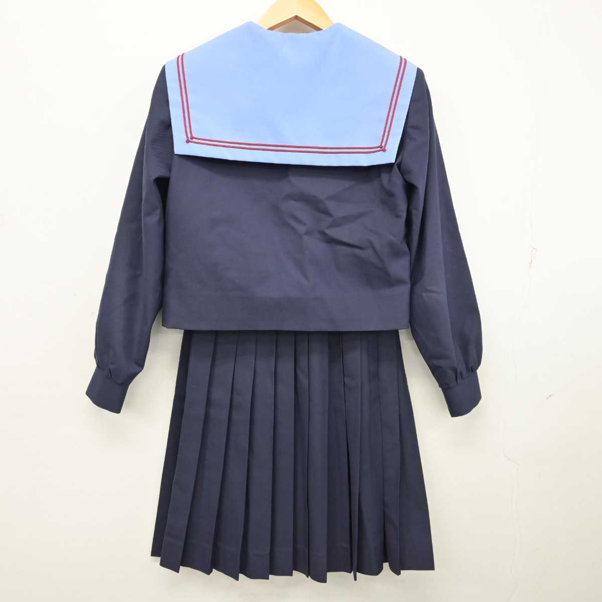 【中古】 学校名不明 女子制服 3点 (セーラー服・スカート) sf073569