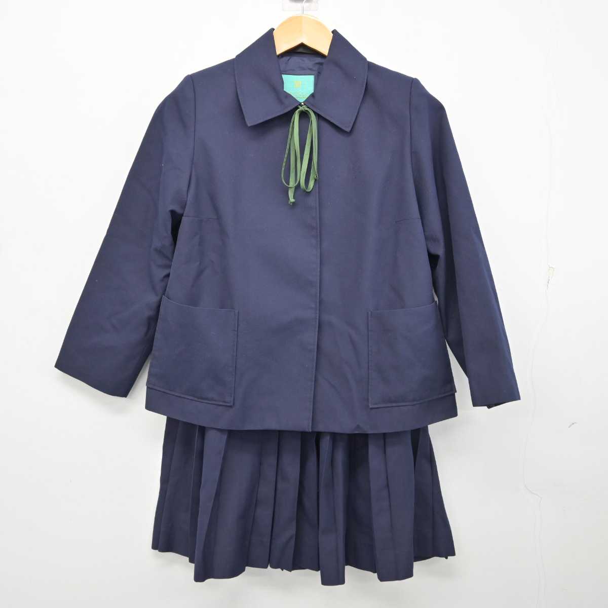 【中古】岡山県 福浜中学校 女子制服 3点 (ブレザー・スカート) sf073579