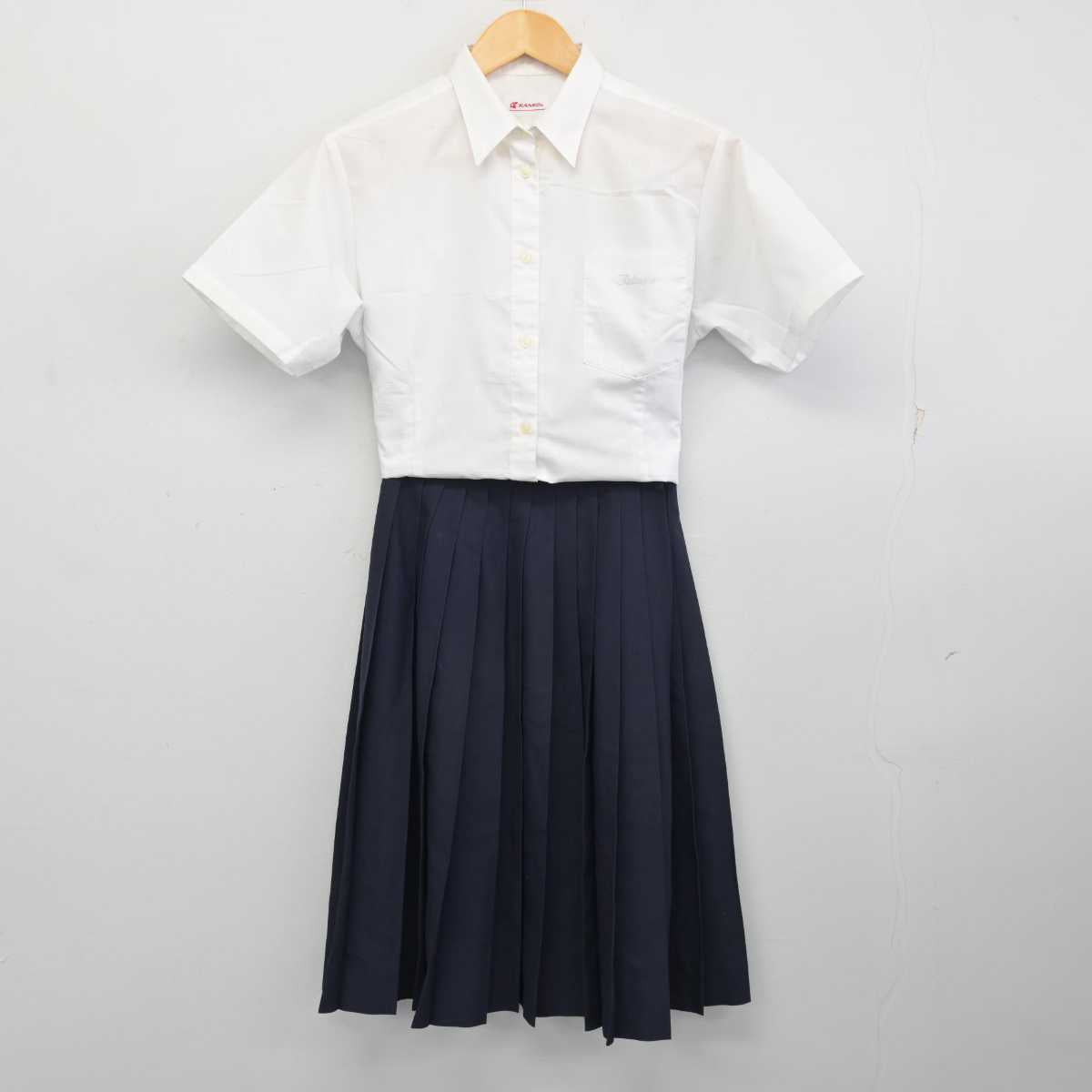 【中古】兵庫県 龍野高等学校 女子制服 2点 (シャツ・スカート) sf073605