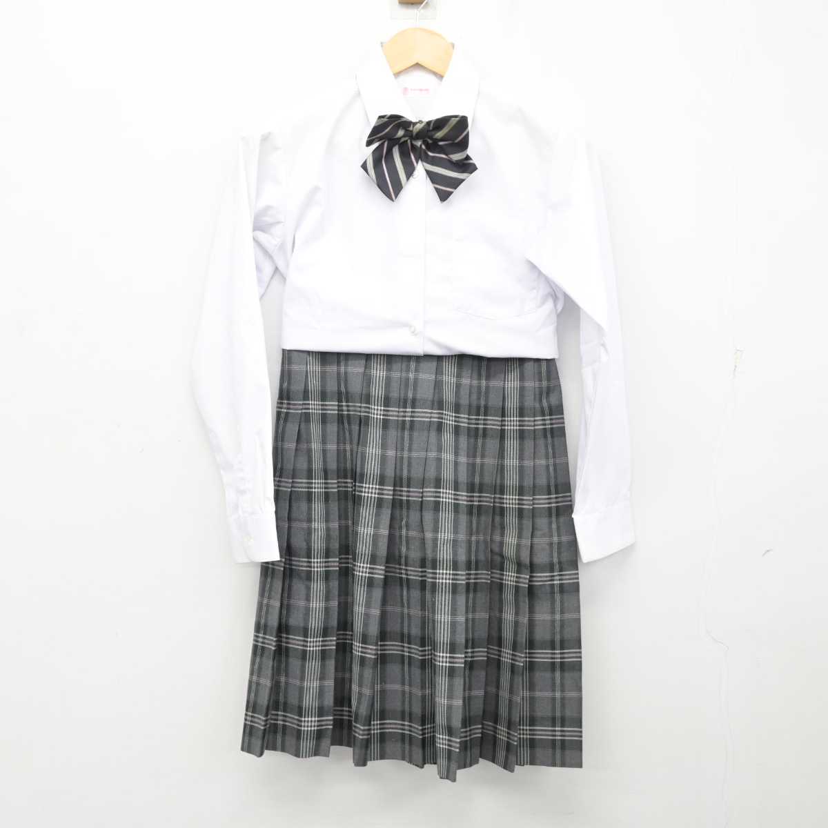 【中古】東京都 山崎中学校 女子制服 4点 (ブレザー・シャツ・スカート) sf073717