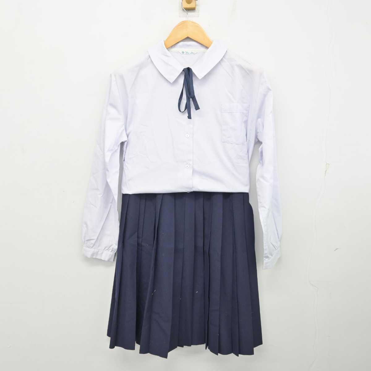 【中古】和歌山県 日_中学校 女子制服 3点 (シャツ・スカート) sf073759