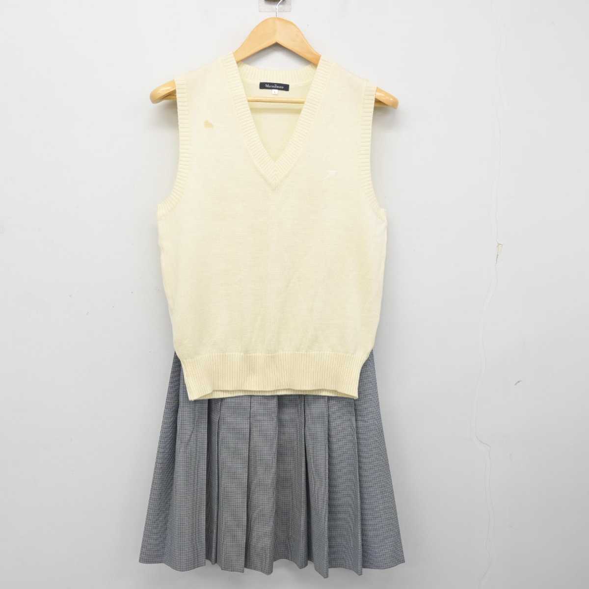 【中古】神奈川県 桐光学園高等学校 女子制服 3点 (ニットベスト・ベスト・スカート) sf073993