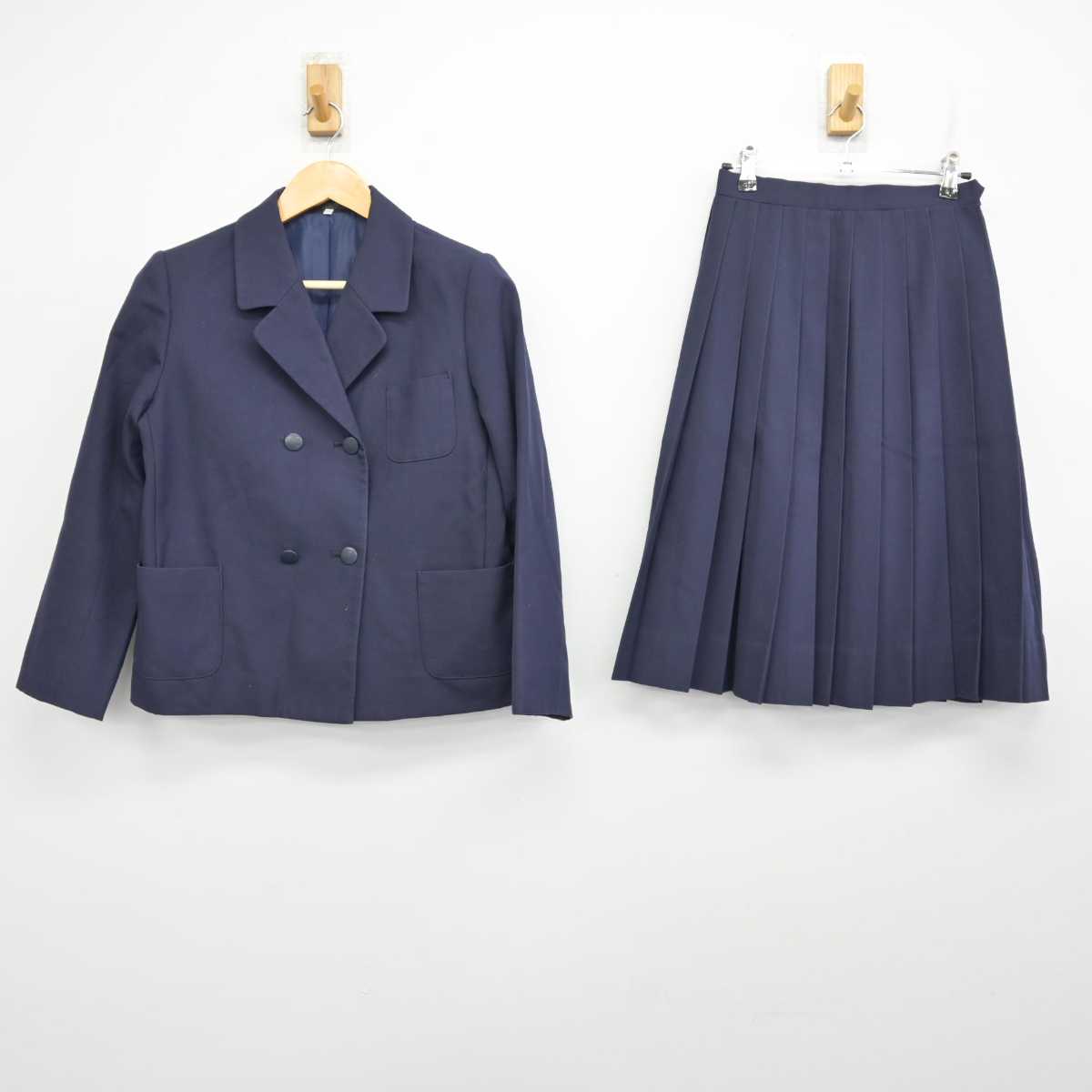 【中古】宮崎県 赤江中学校 女子制服 2点 (ブレザー・スカート) sf074000