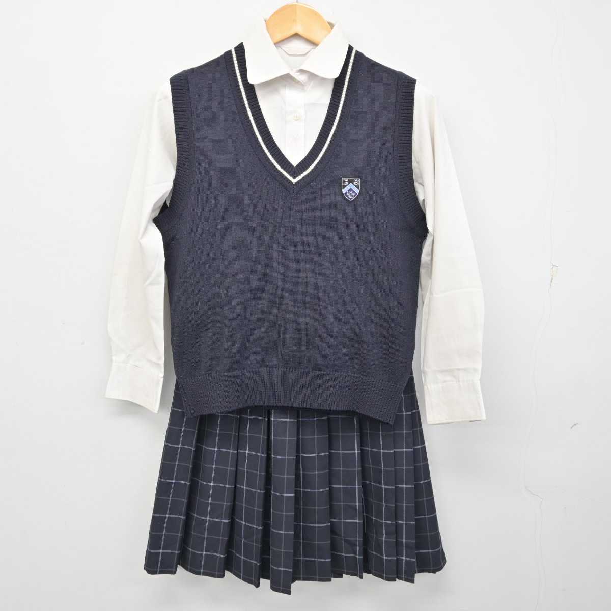 【中古】大阪府 枚方津田高等学校 女子制服 3点 (ニットベスト・シャツ・スカート) sf074031