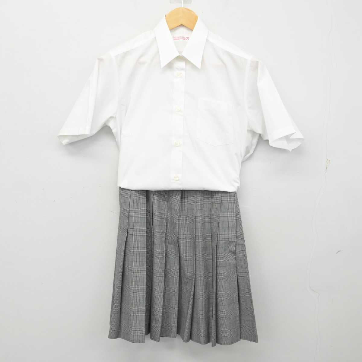 【中古】東京都 東洋高等学校 女子制服 2点 (シャツ・スカート) sf074067