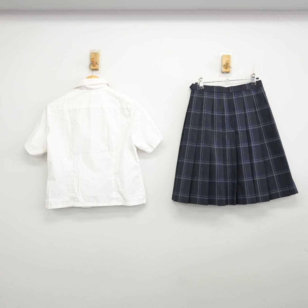 【中古】石川県 宝達高等学校 女子制服 2点 (シャツ・スカート) sf074188