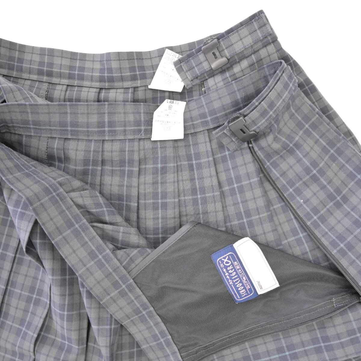 【中古】大阪府 深野中学校 女子制服 3点 (ニット・スカート) sf074209