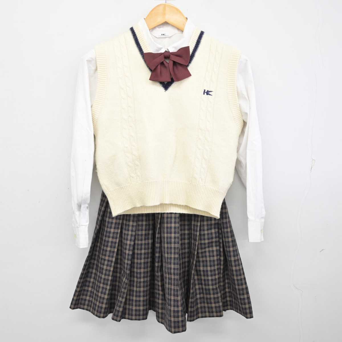 【中古】大阪府 生野高等学校 女子制服 6点 (ブレザー・ニットベスト・シャツ・スカート) sf074232