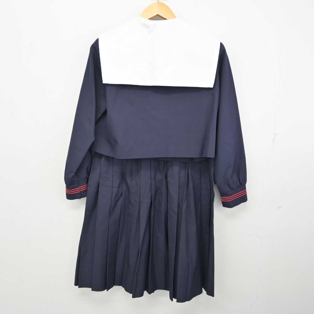 【中古】大阪府 プール学院中学校・高等学校 女子制服 4点 (ニット・セーラー服・スカート) sf074246