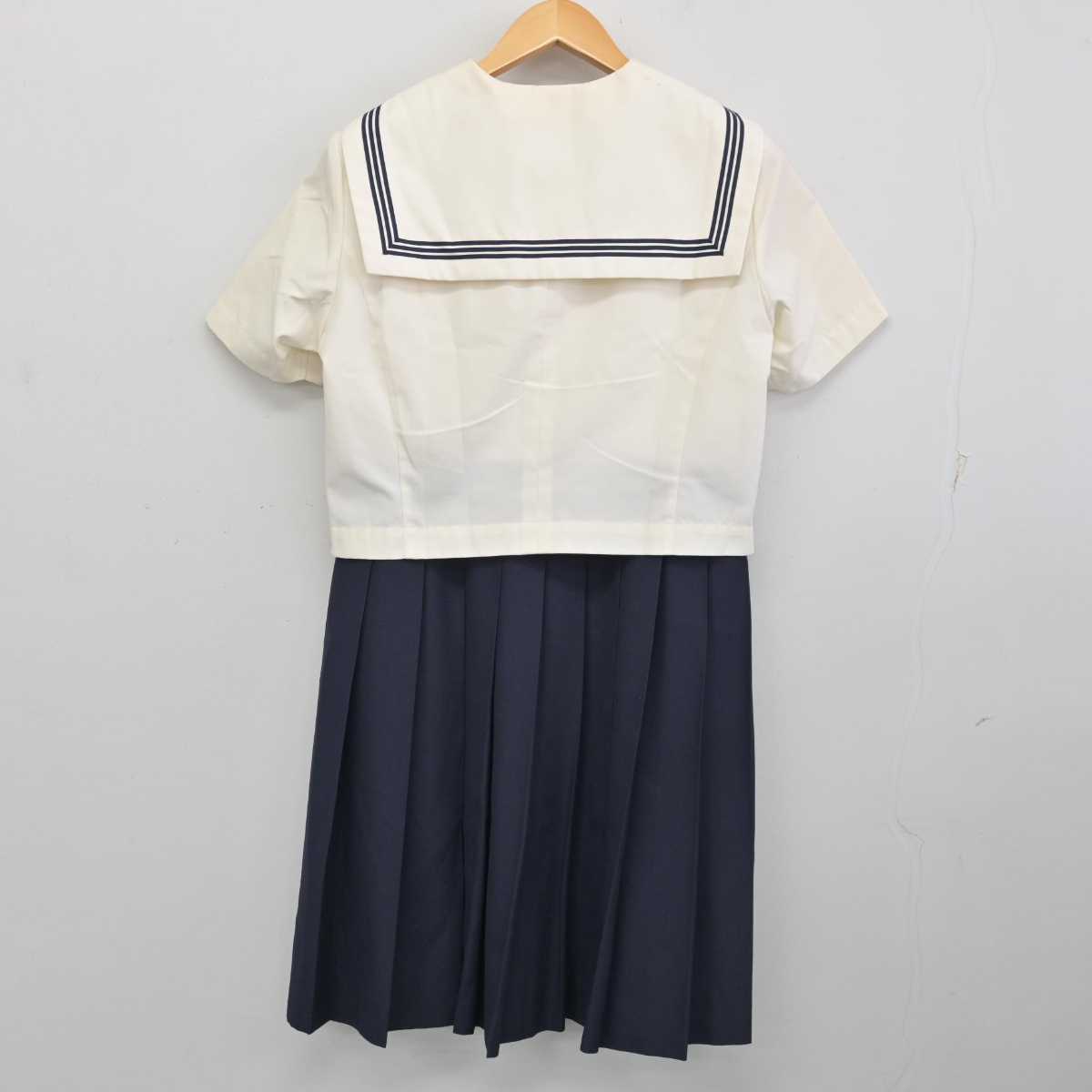 【中古】福岡県 博多女子高等学校 女子制服 3点 (セーラー服・ジャンパースカート) sf074266