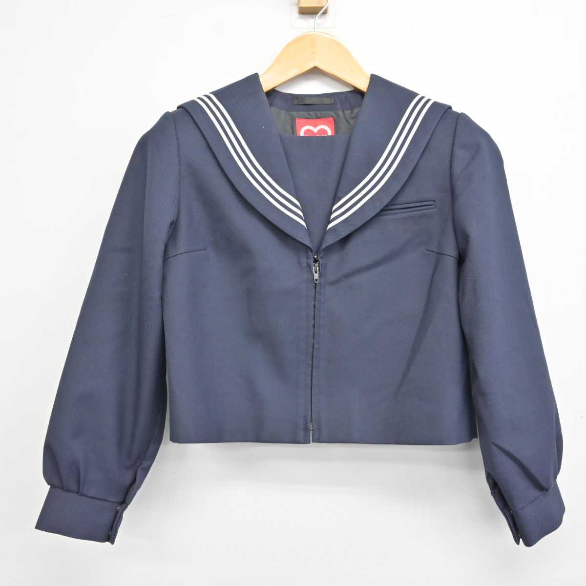 【中古】福岡園 昭代中学校 女子制服 2点 (セーラー服・スカート) sf074303