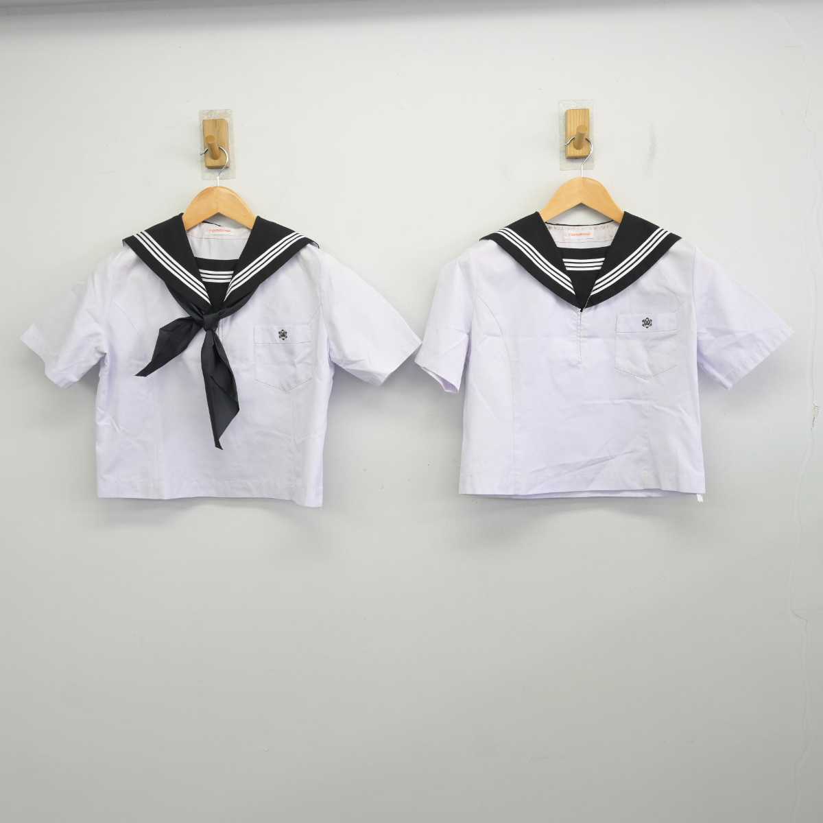 【中古】新潟県 加茂高等学校 女子制服 4点 (セーラー服・スカート) sf074338