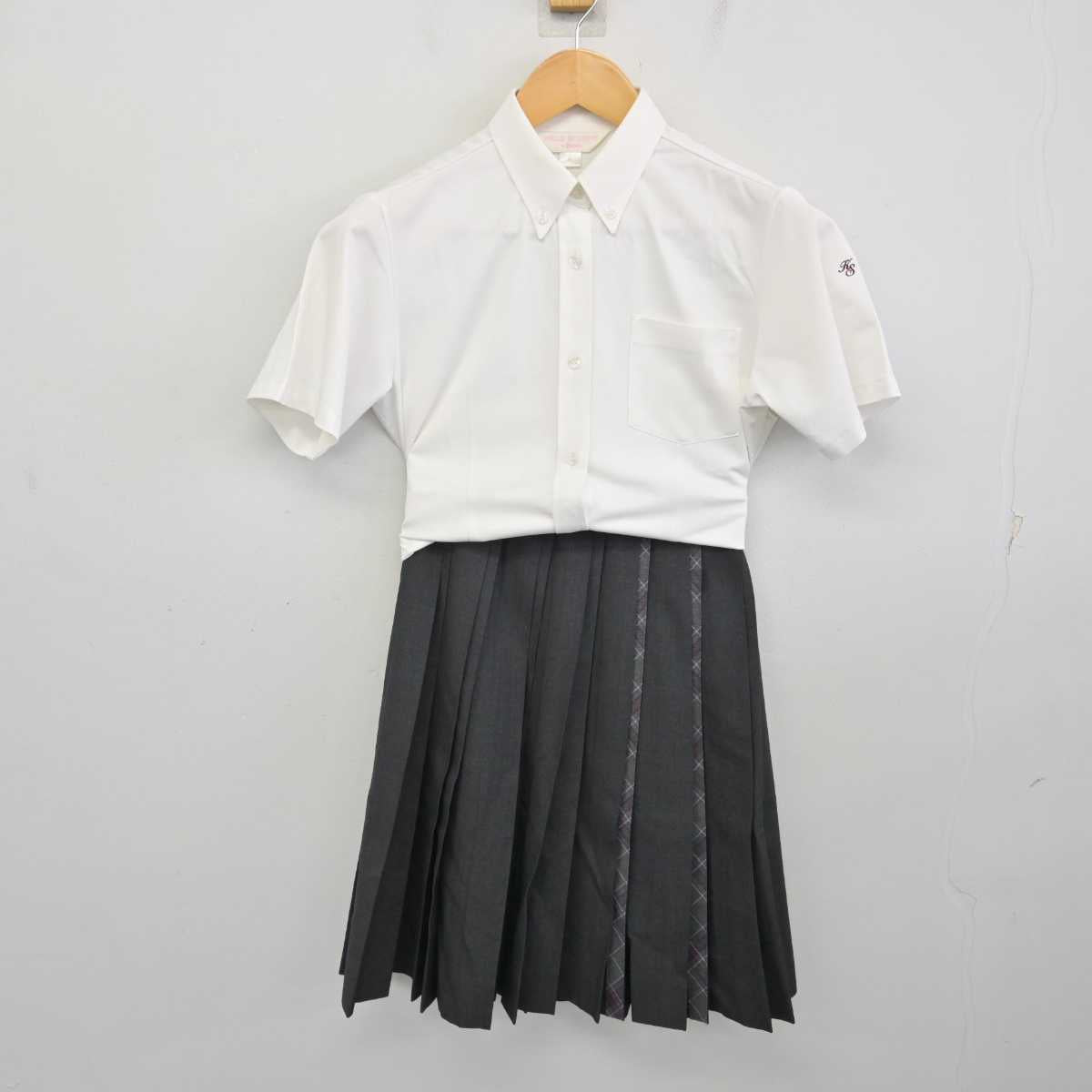 【中古】山梨県 甲斐清和高等学校  女子制服 3点 (シャツ・スカート) sf074344