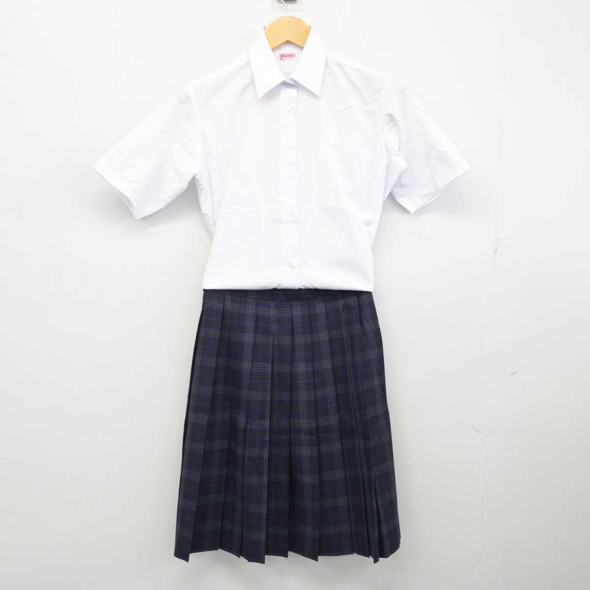 【中古】東京都 麹町学園女子高等学校 女子制服 2点 (シャツ・スカート) sf074369