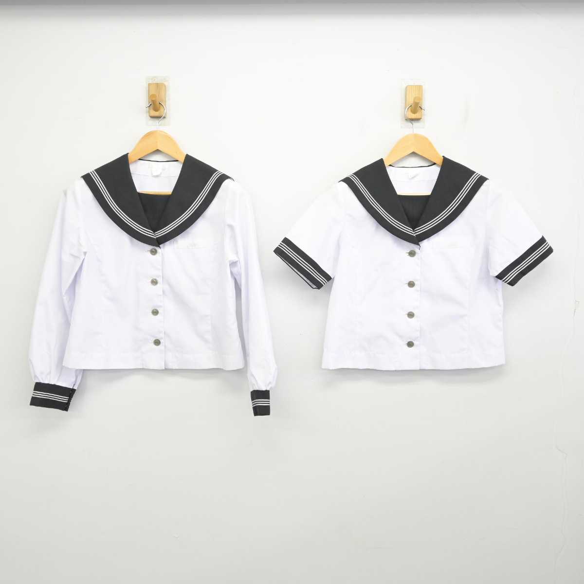 【中古】静岡県 三島北高等学校 女子制服 2点 (セーラー服) sf074394