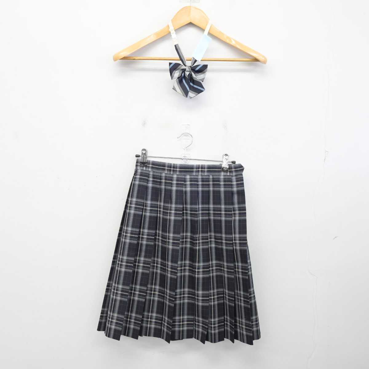 【中古】埼玉県 狭山ヶ丘中学校 女子制服 3点 (スカート・スカート) sf074420