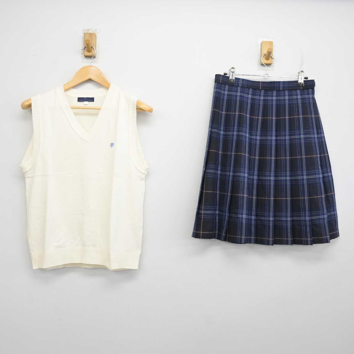 【中古】新潟県 国際情報高等学校 女子制服 2点 (ニットベスト・スカート) sf074448