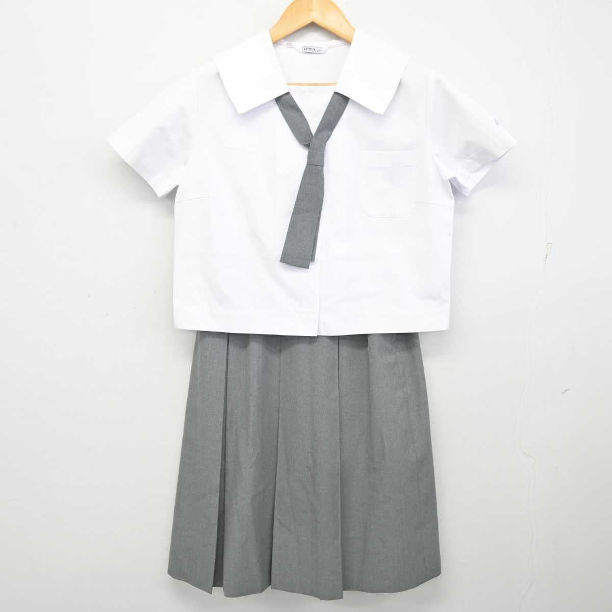 【中古】佐賀県 城南中学校 女子制服 5点 (シャツ・スカート) sf074521