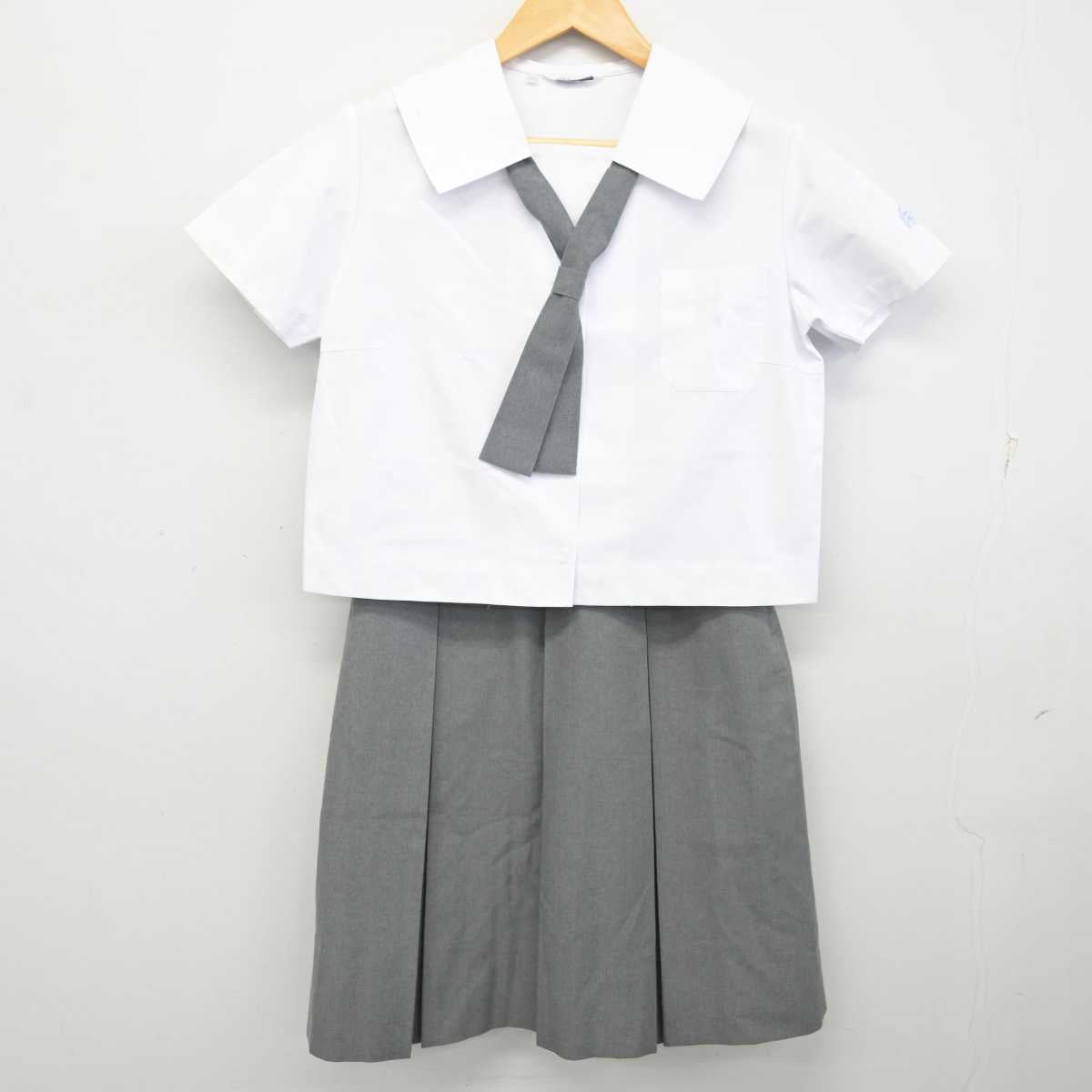 【中古】佐賀県 城南中学校 女子制服 5点 (シャツ・スカート) sf074522