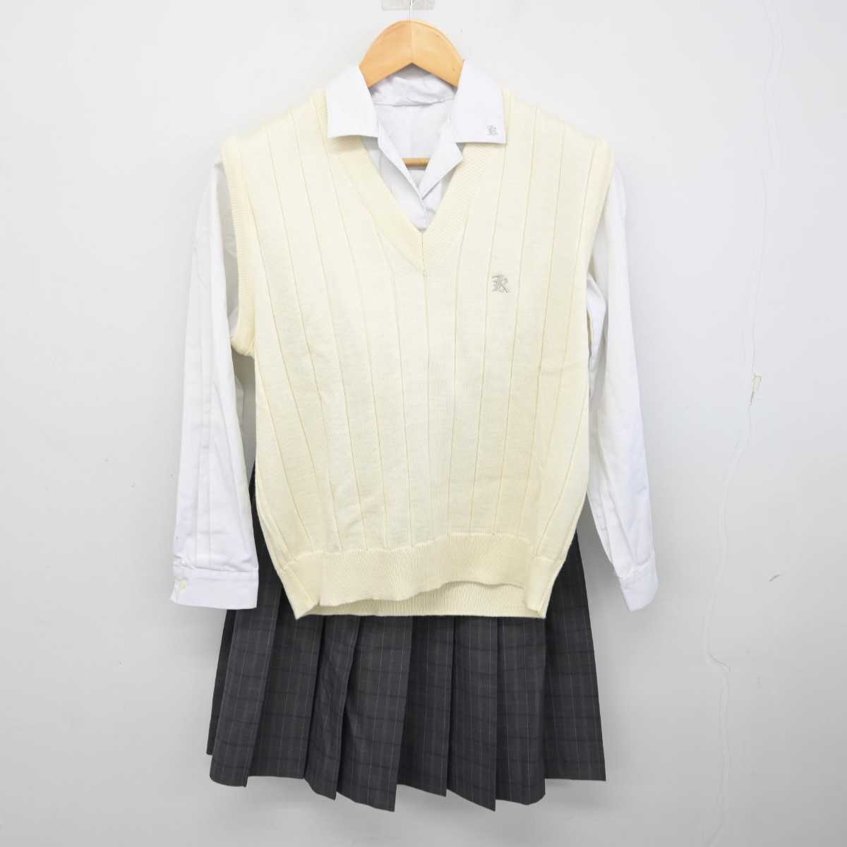 【中古】埼玉県 小松原女子高等学校 女子制服 4点 (ニットベスト・シャツ・スカート) sf074582