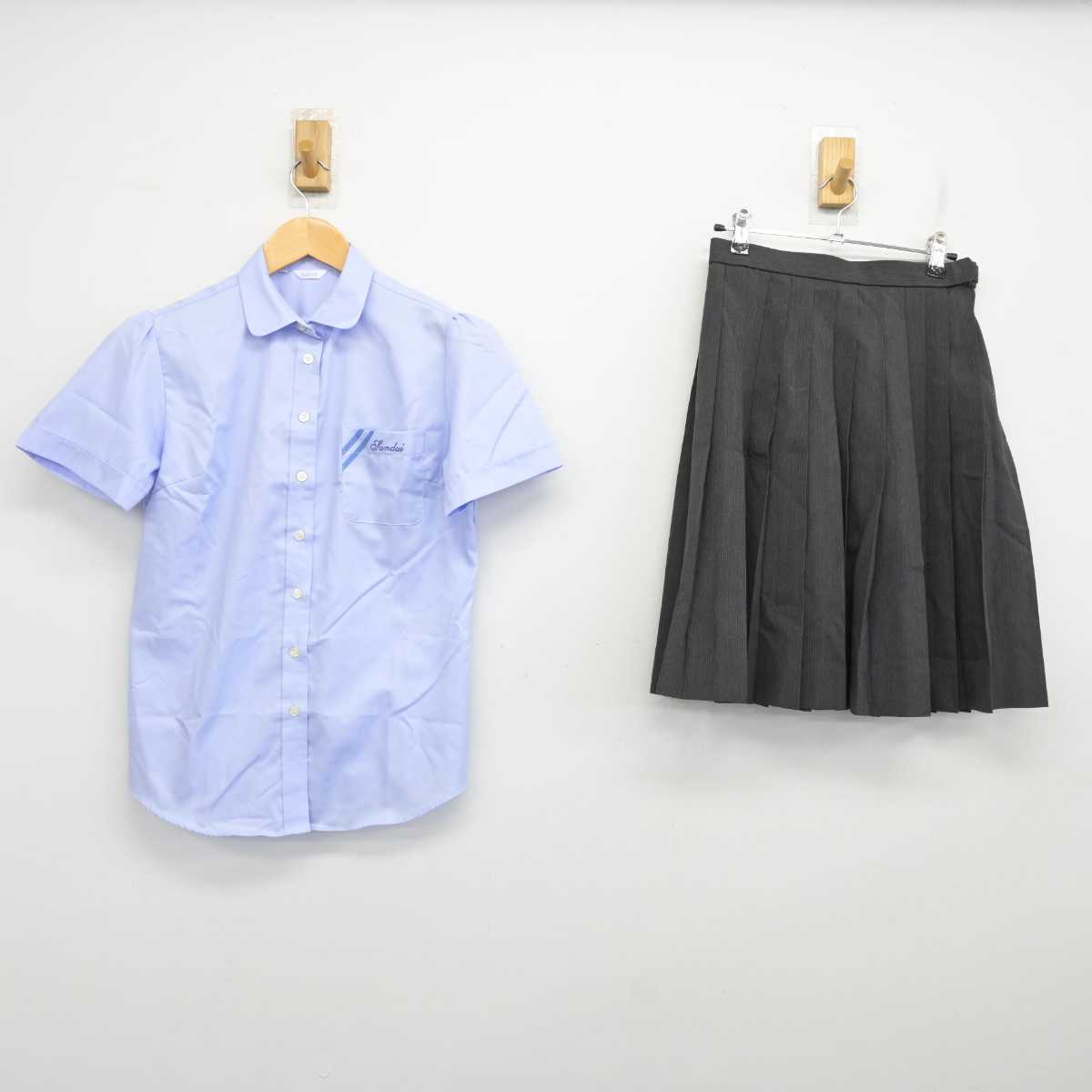 【中古】大阪府 大阪産業大学附属高等学校 女子制服 2点 (シャツ・スカート) sf074678