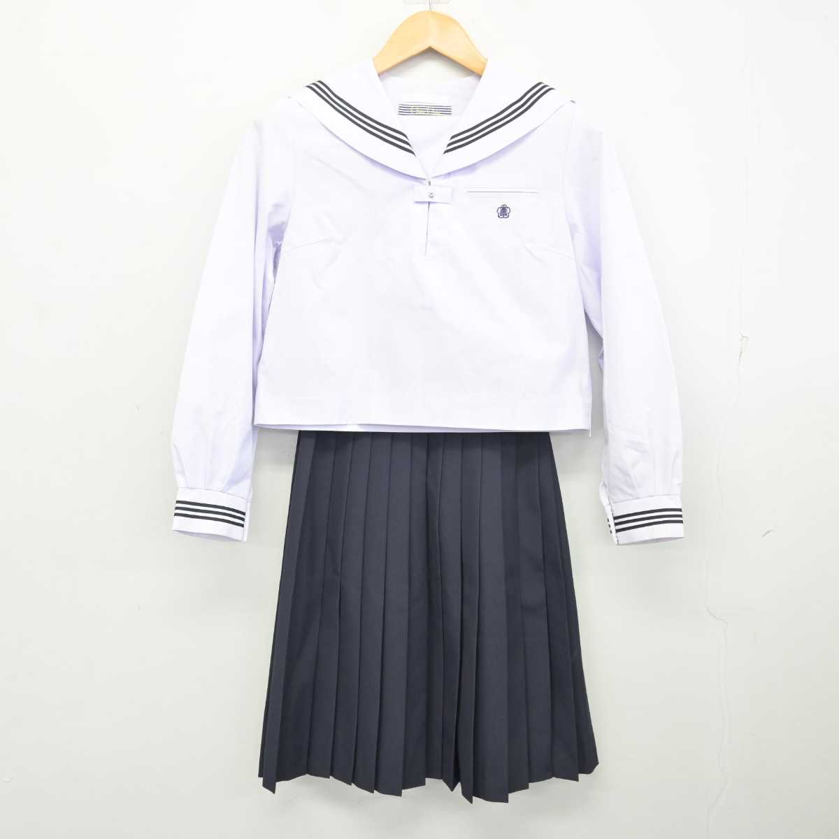 【中古】滋賀県 水口高等学校 女子制服 3点 (セーラー服・スカート) sf074691