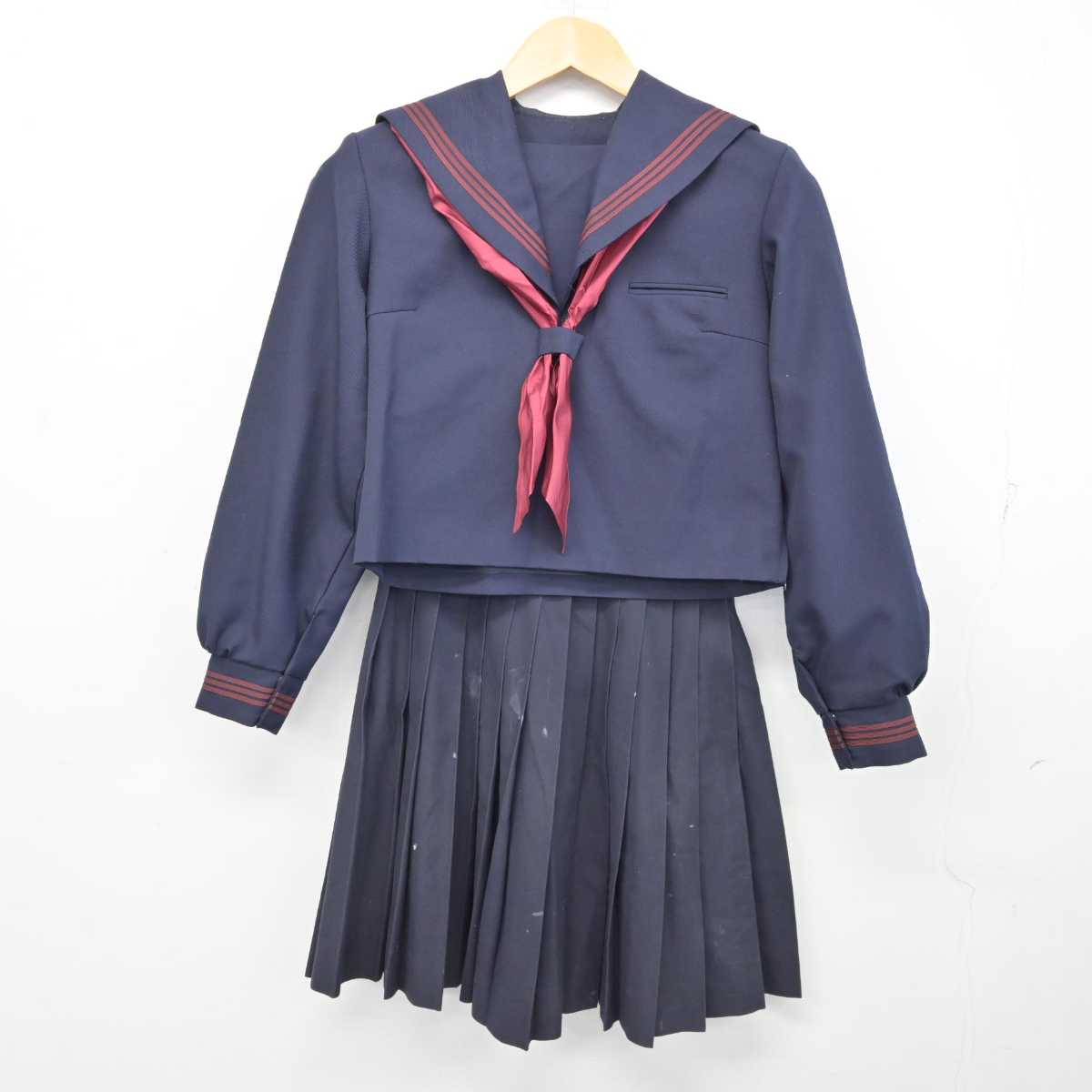 【中古】滋賀県 水口中学校 女子制服 3点 (セーラー服・スカート) sf074694