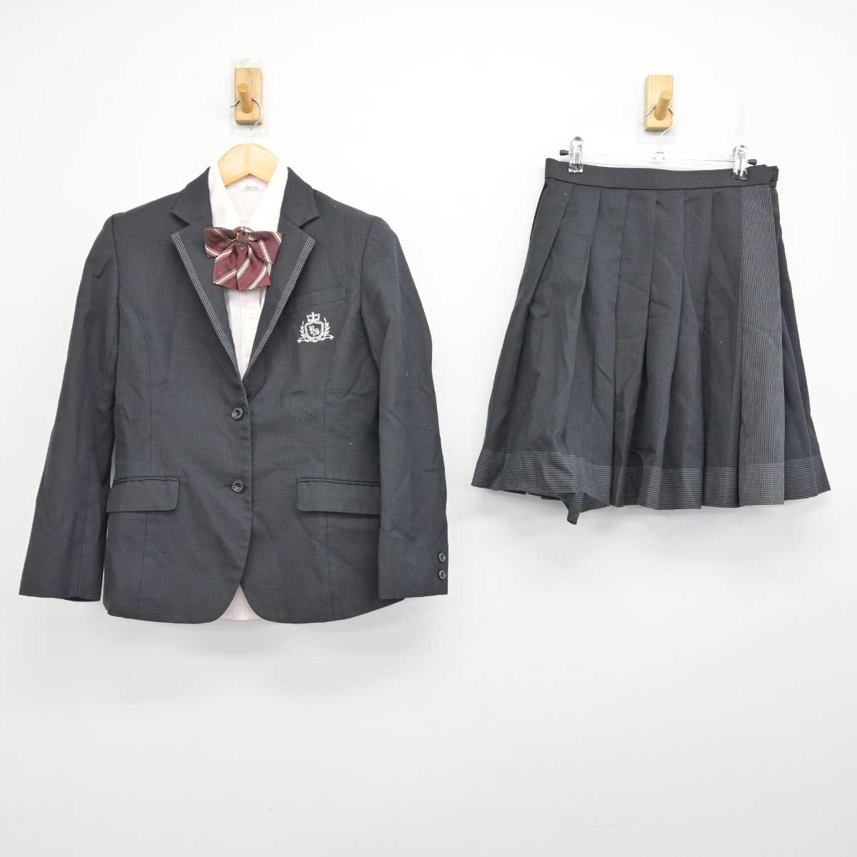 【中古】福岡県 大和青藍高等学校 女子制服 4点 (ブレザー・シャツ・スカート) sf074705