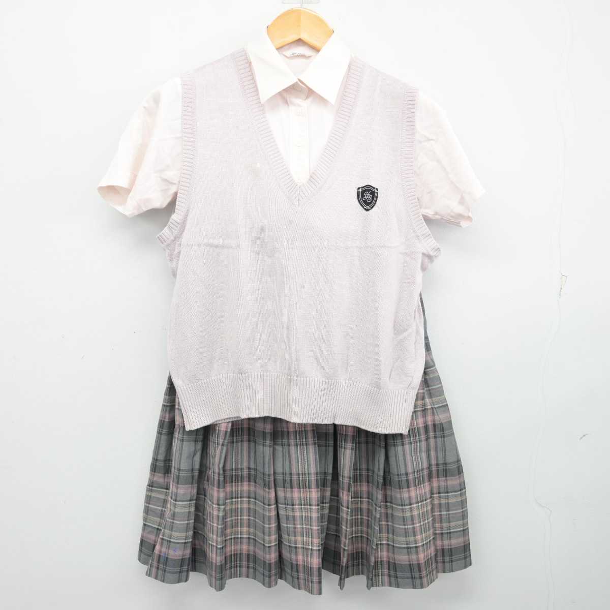 【中古】福岡県 大和青藍高等学校 女子制服 3点 (ニットベスト・シャツ・スカート) sf074708