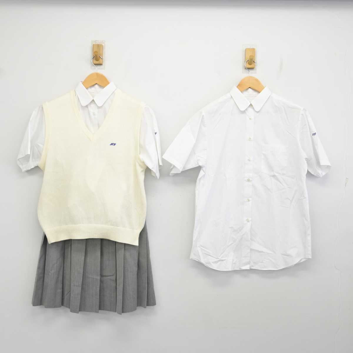 【中古】神奈川県 平塚学園高等学校 女子制服 4点 (ニットベスト・シャツ・スカート) sf074784