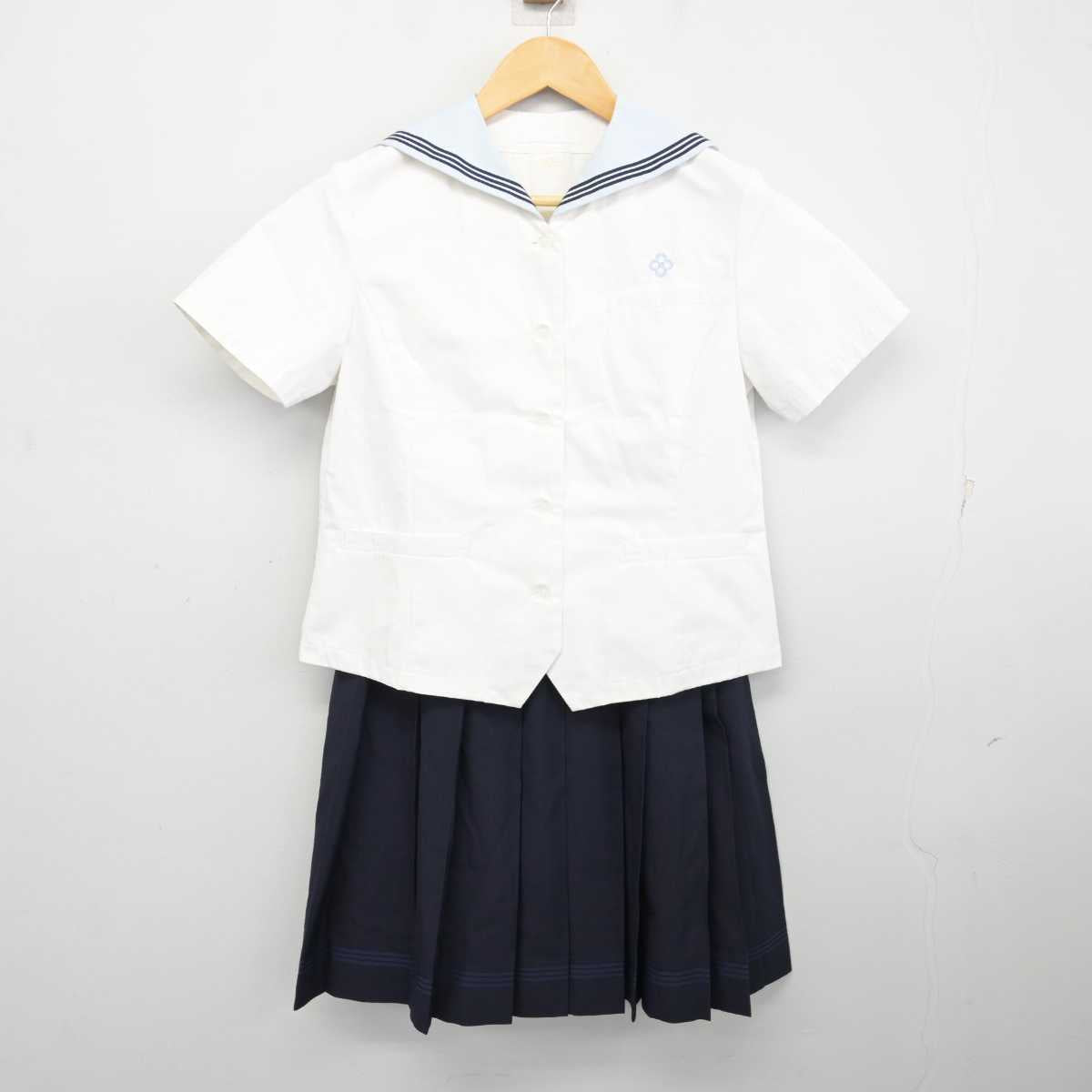 【中古】長崎県 活水中学校・高等学校 女子制服 3点 (セーラー服・セーラー服・スカート) sf074796