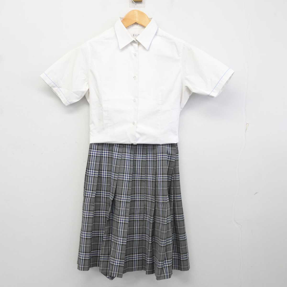 【中古】愛知県 至学館高等学校 女子制服 2点 (シャツ・スカート) sf074870