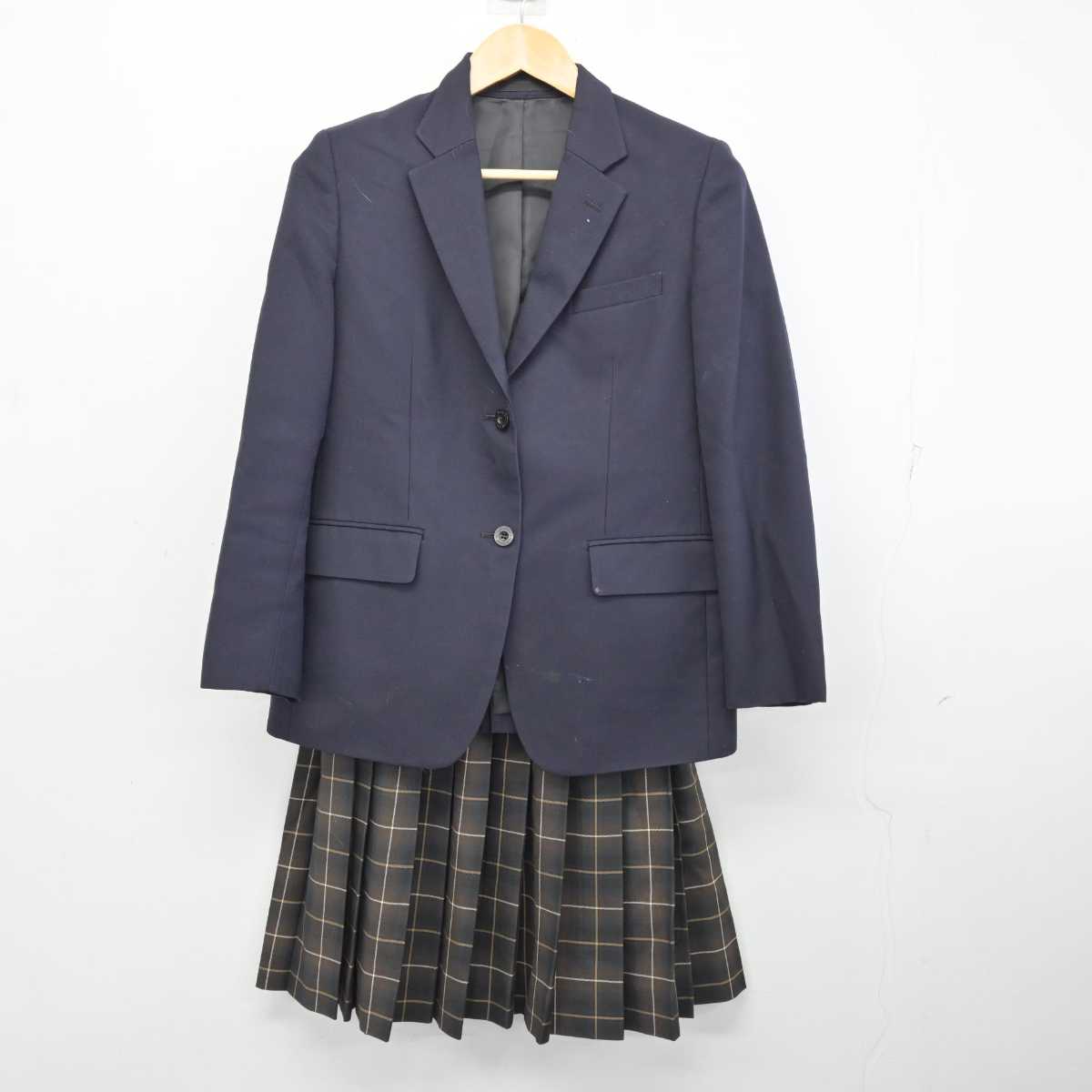 【中古】福岡県 九州産業大学付属九州高等学校 女子制服 3点 (ブレザー・ニット・スカート) sf074887