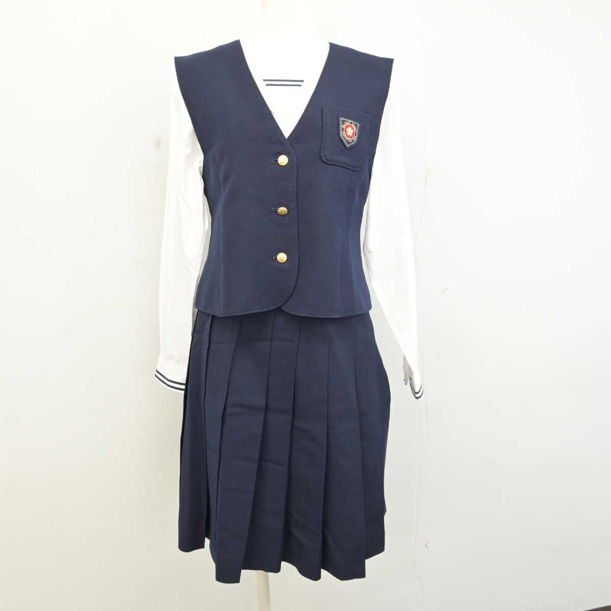 【中古】岡山県 就実高等学校 女子制服 4点 (ブレザー・ベスト・ブラウス・スカート) sf074991