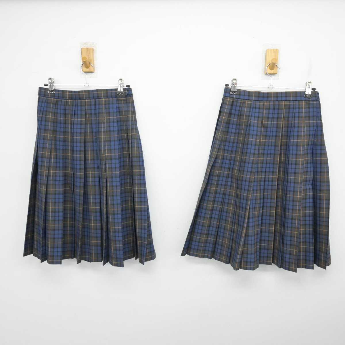 【中古】兵庫県 神戸市立白川台中学校 女子制服 3点 (ブレザー・スカート) sf075032