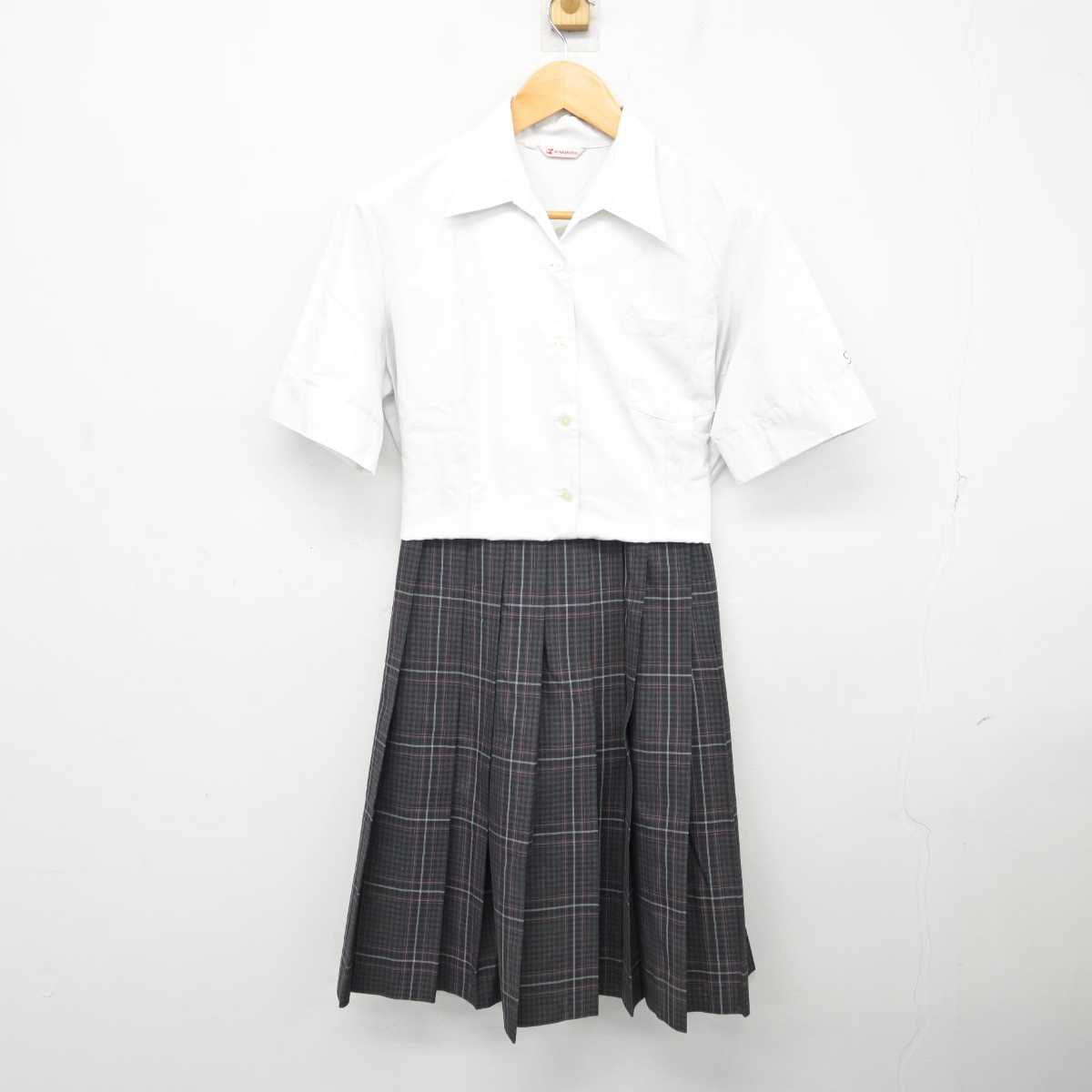 【中古】福岡県 三井高等学校 女子制服 2点 (シャツ・スカート) sf075036