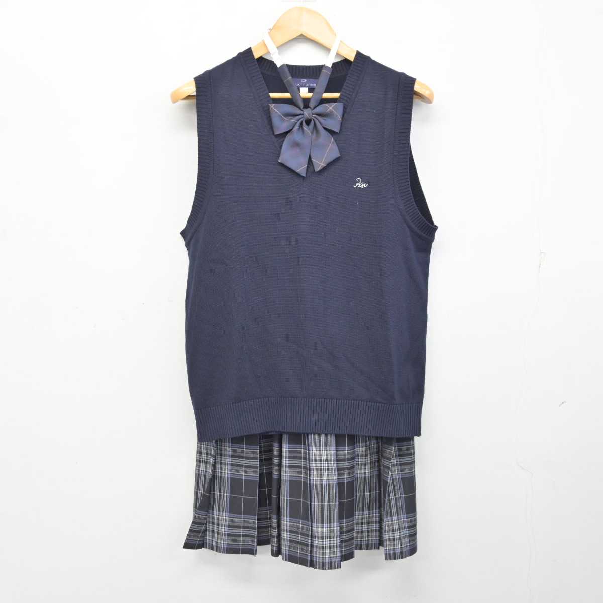 【中古】東京都 小平南高等学校 女子制服 3点 (ニットベスト・スカート) sf075074