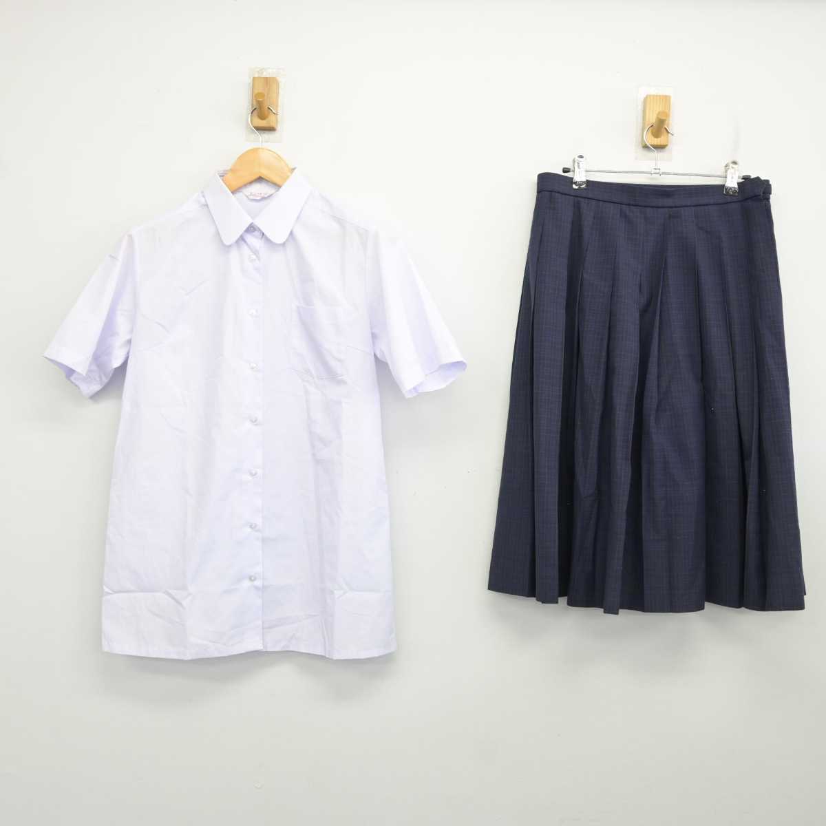 【中古】山口県 下松中学校 女子制服 2点 (シャツ・スカート) sf075115