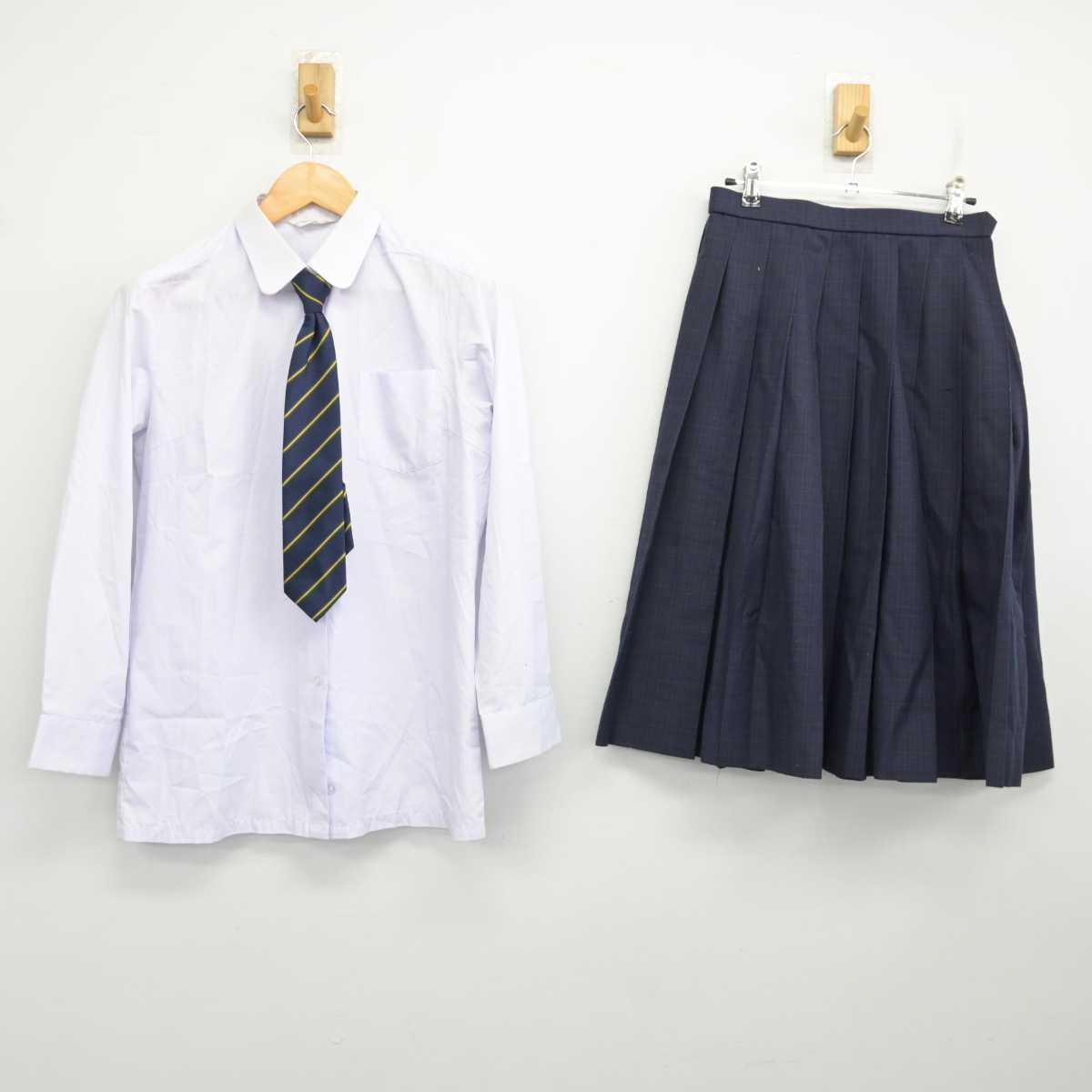 【中古】山口県 下松中学校 女子制服 3点 (シャツ・スカート) sf075116