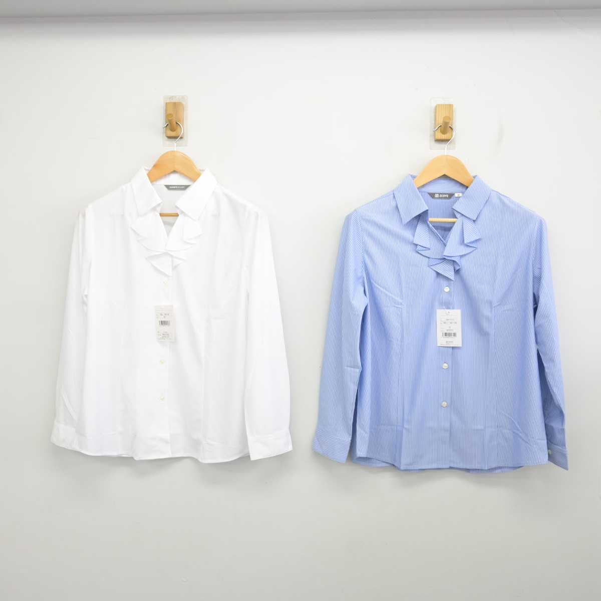 【中古】 事務服 女子制服 2点 (ブラウス) sf075170