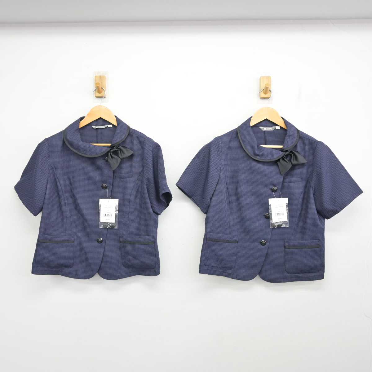 【中古】 事務服 女子制服 6点 (ブラウス) sf075173