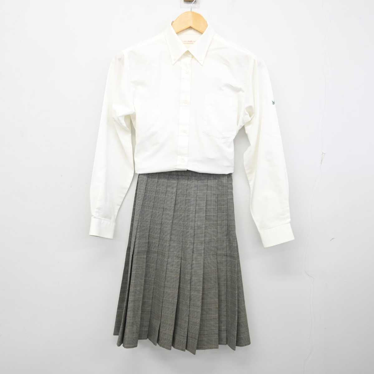 【中古】神奈川県 横浜創英高等学校 女子制服 2点 (シャツ・スカート) sf075270